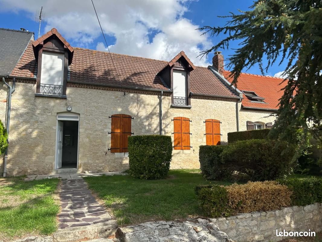 Maison 4 pièces 100 m² · à Vesles-Et-Caumont · 100 m² · 745 €/mois