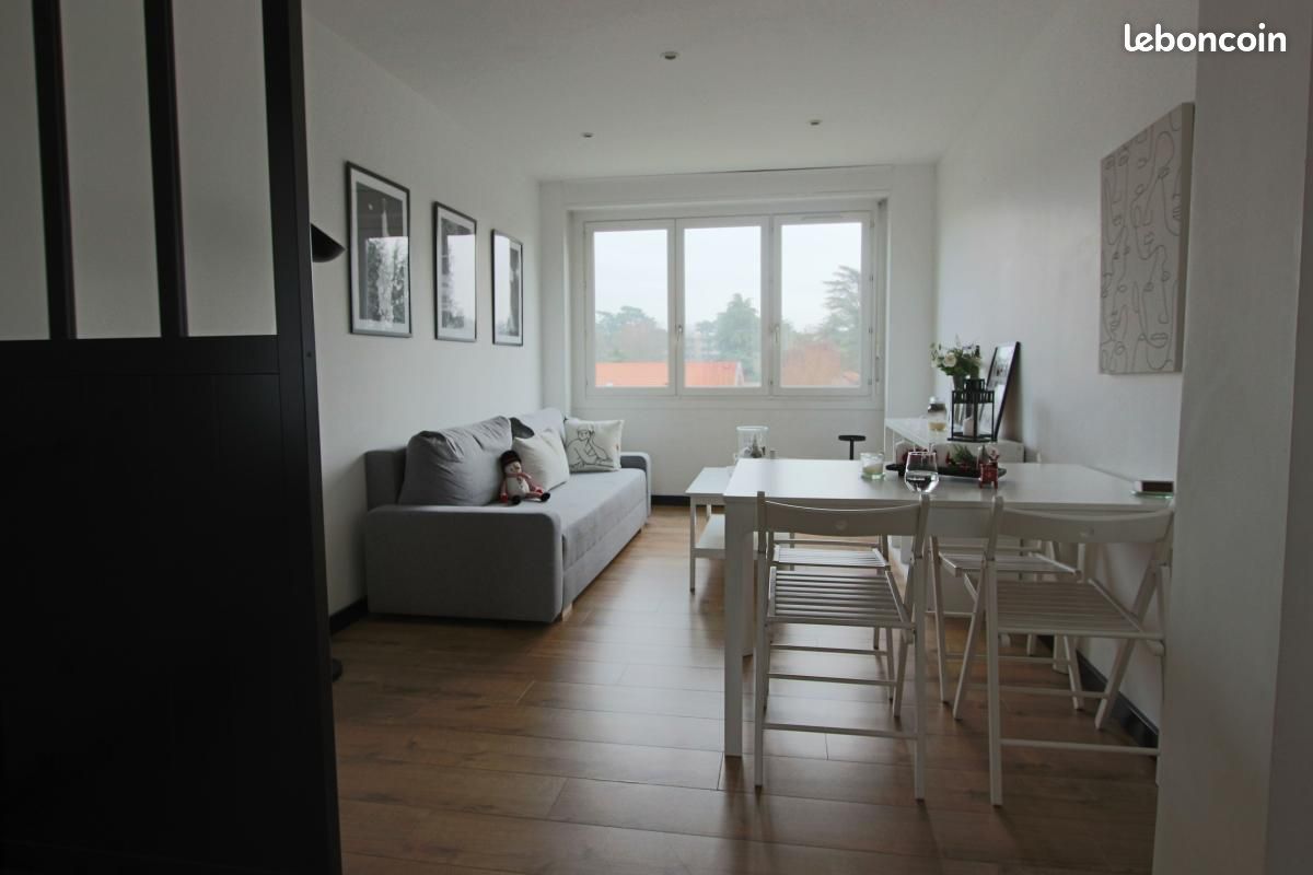 Appartement 2 pièces 64 m² · à Écully · 64 m² · 1 229 €