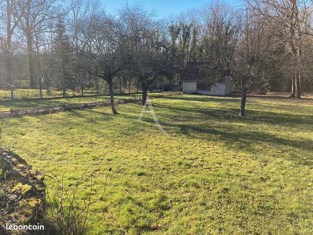 Terrain 861 m² BOUSSY SAINT ANTOINE
