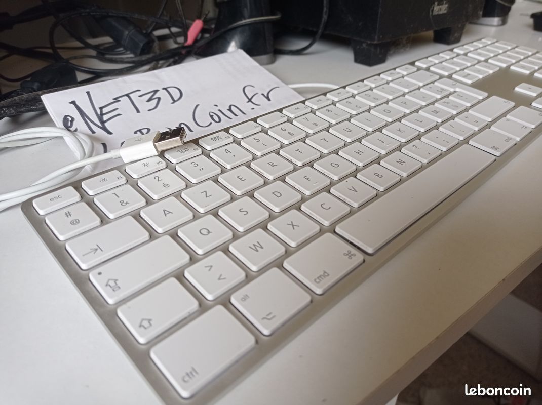 🛑 Clavier Apple mac A1243 QWERTY USB (avec hub) details sur demande ~ ~ a 🫴 💶 Rennes (35700) 🌱 ou 📦 Livraison 🚚 (image 4)