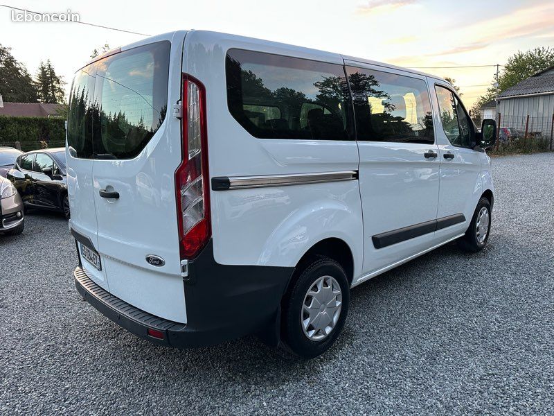 Ford Transit Custom 2.0 TDCi 105 cv 9 Places (image 2)