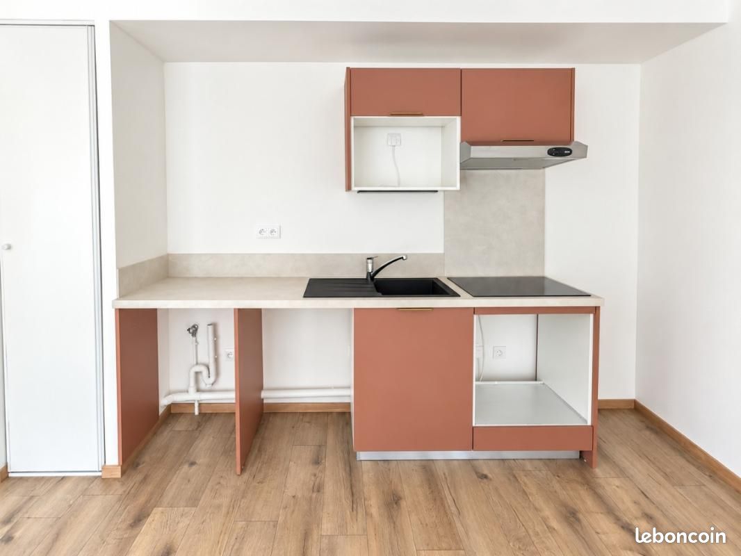 Appartement 3 pièces 74 m² · à Chartres · 74 m² · 890 €/mois
