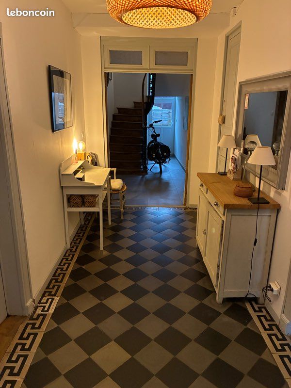 Maison 7 pièces 270 m² · à Cholet · 270 m² · 430 000 €