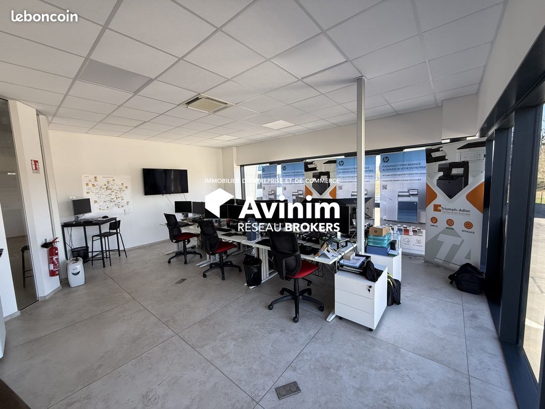 Bureaux 300 m² Foucherans (image 2)