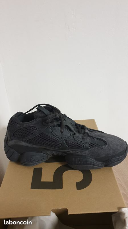 Adidas Yeezy 500 Utility Black taille 41EU / 8US ( NEUF ) (image 2)
