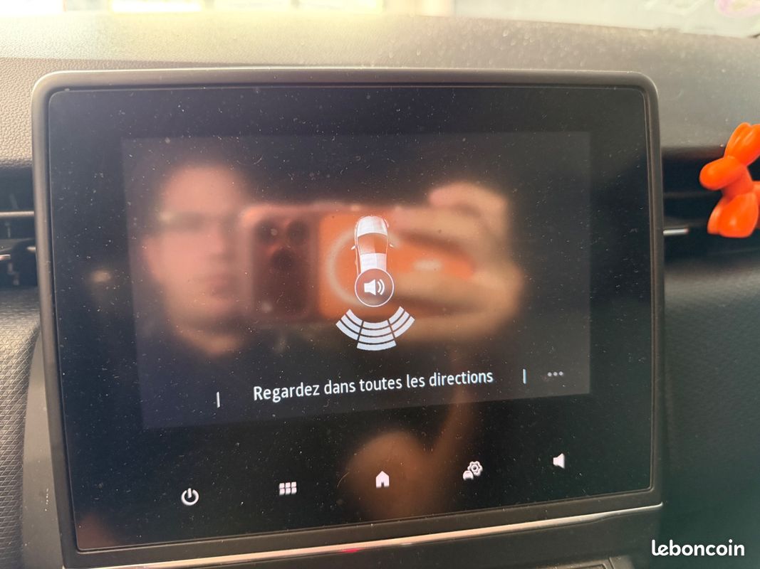 Renault CLIO V 5 Portes 1.0 TCe 100Ch GPL Business Edition - 2EME MAIN / CARPLAY / RADAR DE RECUL / CLIMATISATION AUTOMATIQUE (image 18)