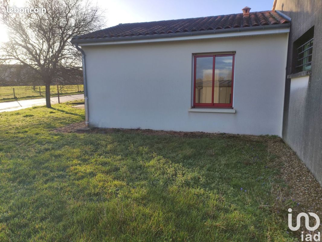 Maison 2 pièces 30 m² - Verrières 86410 (image principale 13)