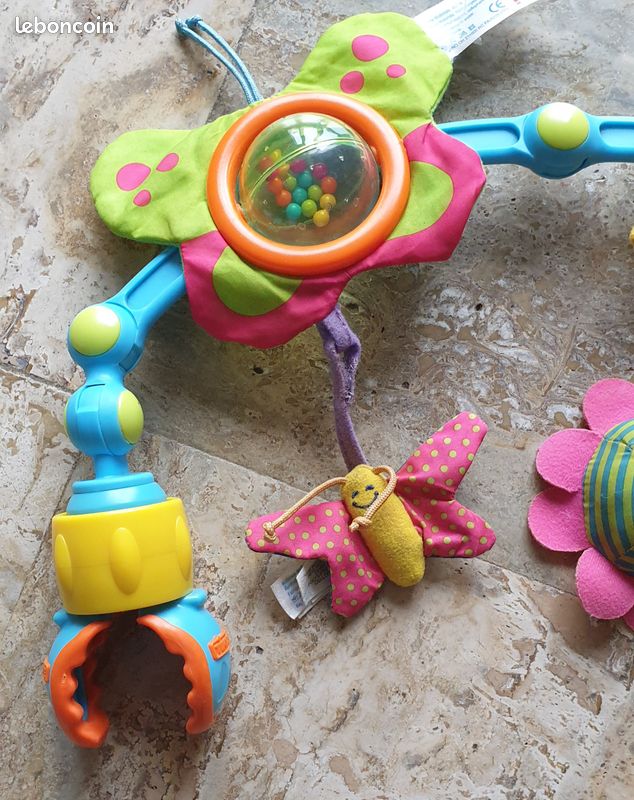 Arche d'activité articulé pour bébé (image 3)