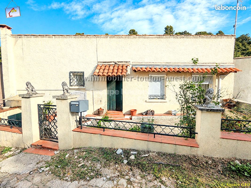 Maison 6 pièces 133 m² · à Signes · 133 m² · 263 750 €