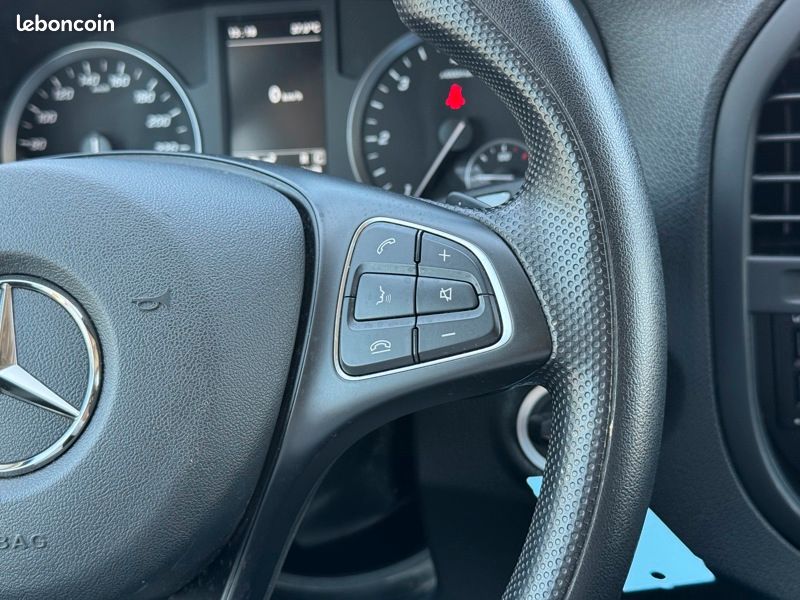 Mercedes Vito 116 CDI Fourgon Compact 9G-Tronic (image 16)