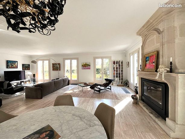 Propriété 10 pièces 344 m²