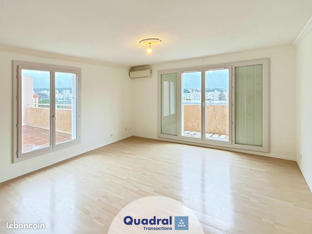 Appartement 3 pièces 75 m² · à Toulon · 75 m² · 195 000 €
