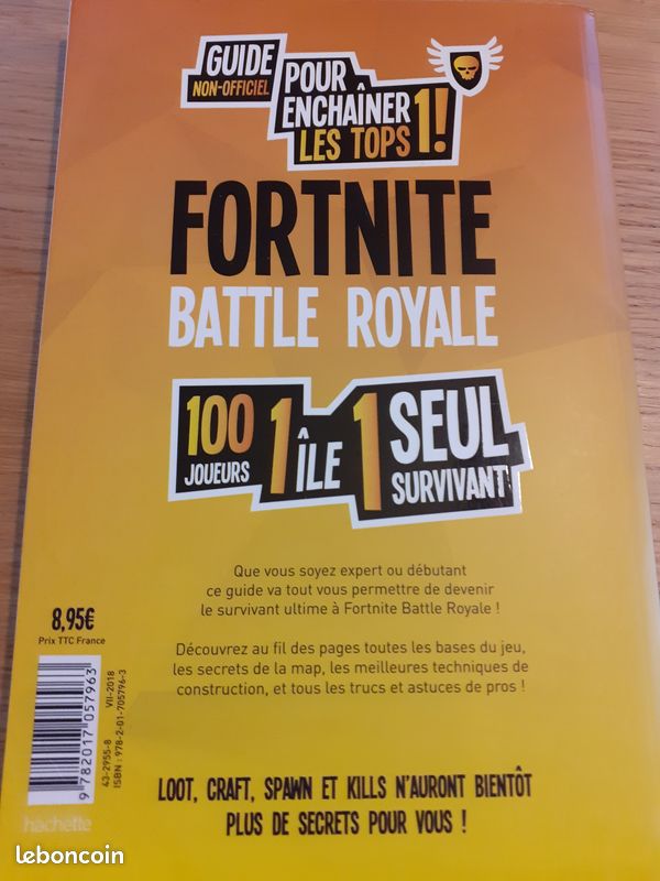 Lot livres FORTNITE - 1 guide Fortnite Battle Royale + 1 histoire dont tu es le héros + 1 Magazine (image 6)