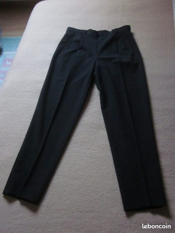 Pantalon marque Agatha classique noir T44 (image 2)