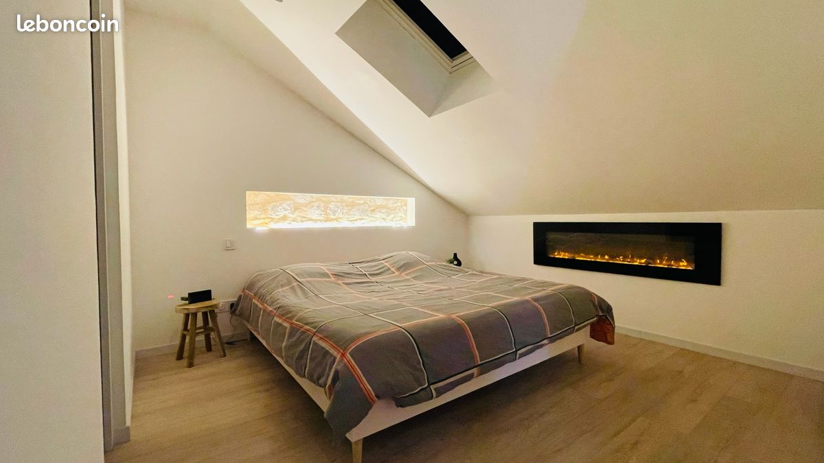 Maison de ville entièrement rénovée d'une surface totale de 126 m² avec garage - Migné-Auxances 86440 (image 3)