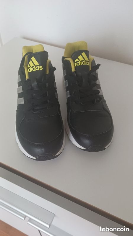 Basket adidas enfants (image 2)