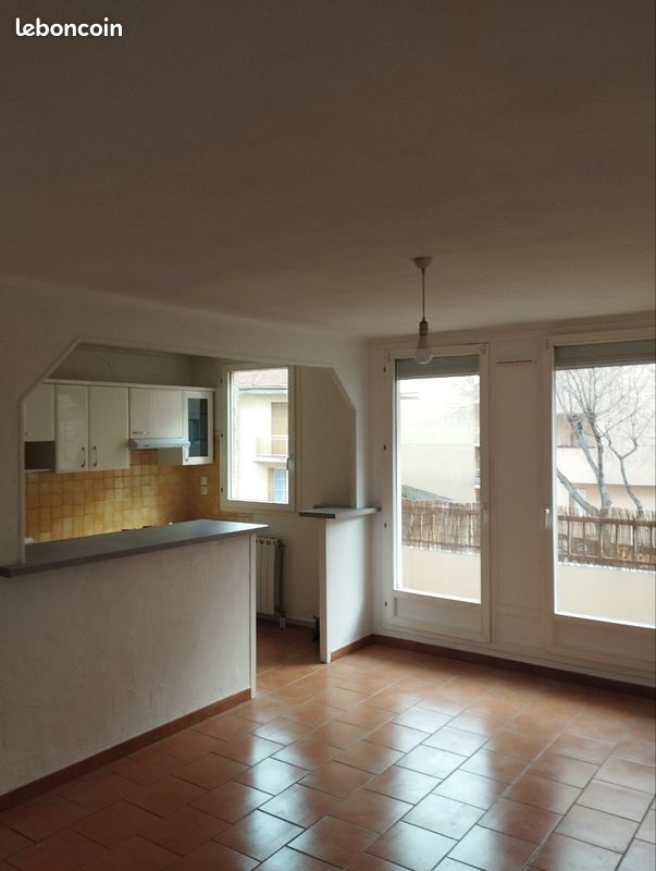 Appartement 2 pièces 49 m² · à Toulon · 49 m² · 720 €/mois