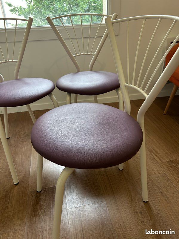 Lot 3 chaises (image 2)