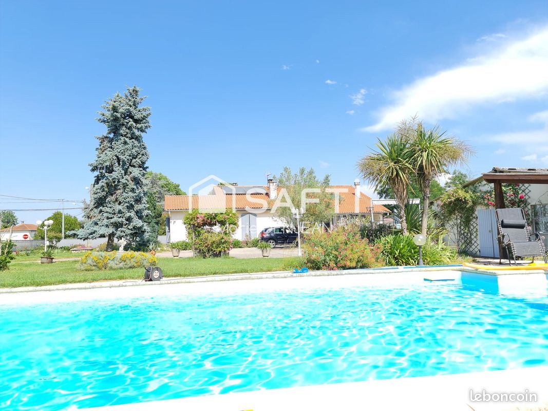 Maison 6 pièces 148 m² · à Martres-Tolosane · 148 m² · 299 000 €