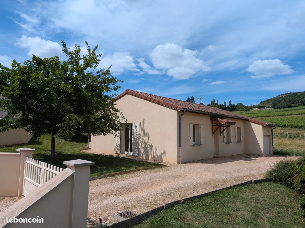 Maison 4 pièces 102 m² · à Berzé-la-Ville · 102 m² · 980 €/mois