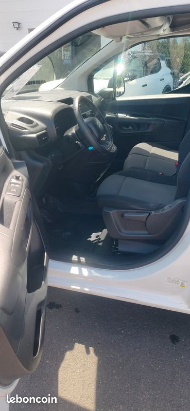 CITROEN BERLINGO 1.5L BlueHDI 100 BVM5 VAN 1000KG WORKER + GRIP CONTROL (image 5)