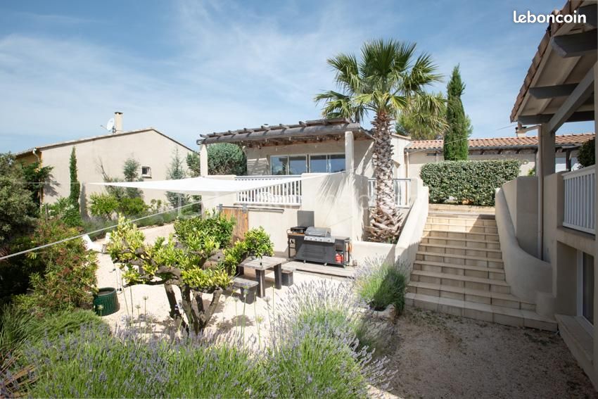 Maison 12 pièces 335 m² · à Castillon-du-Gard · 335 m² · 1 060 000 €