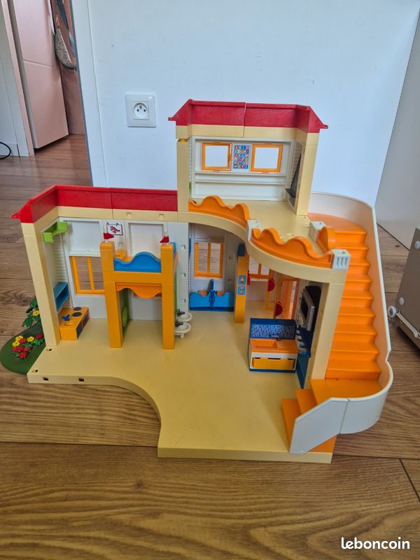 École playmobil (image 1)