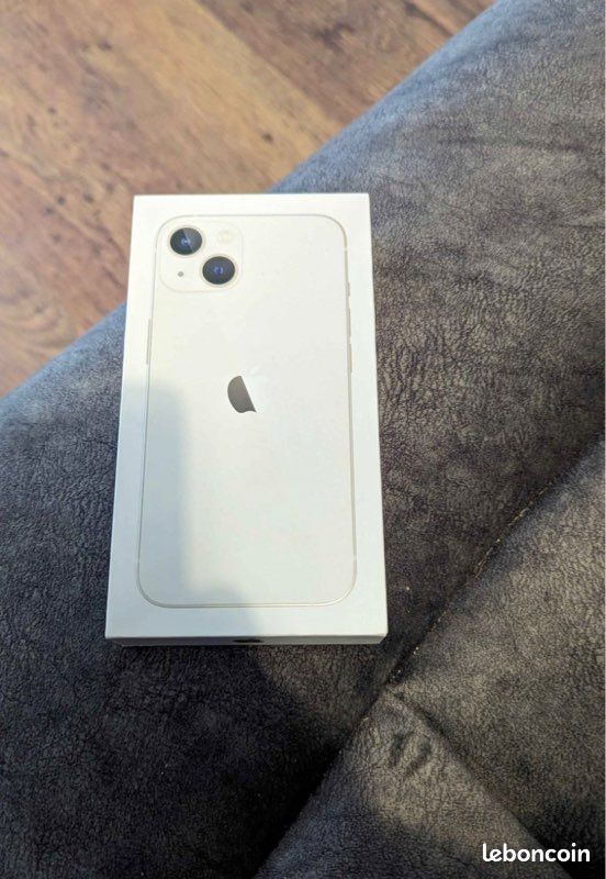 IPhone 13 (image 2)