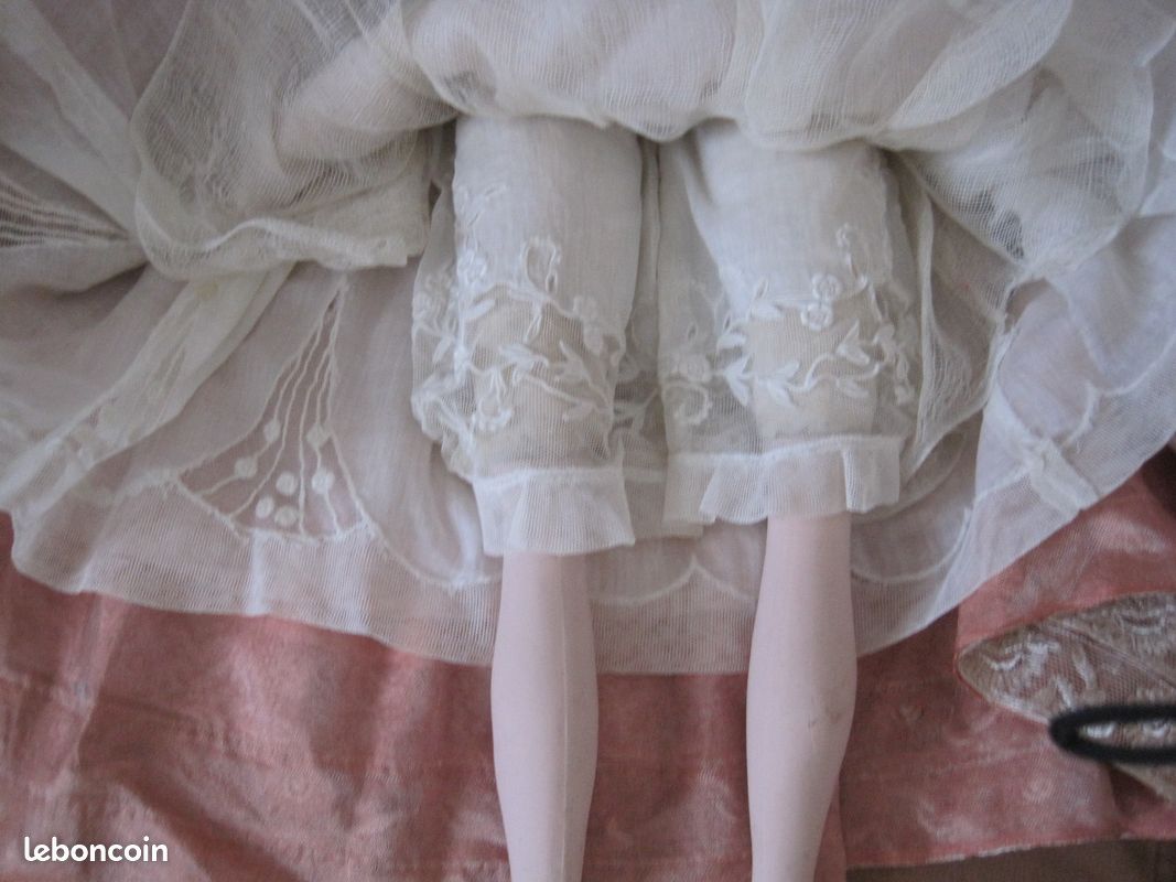 Antique boudoir doll poupée de salon - France