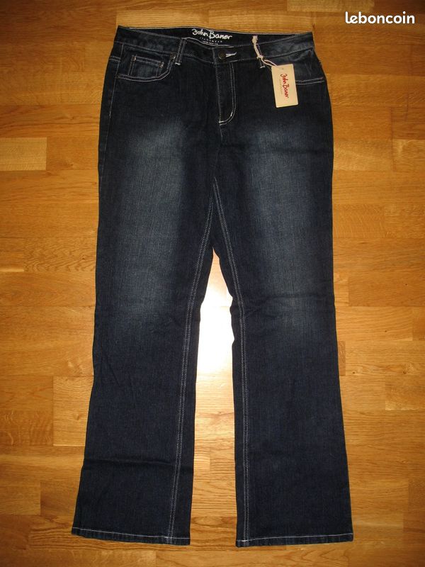 Pantalon Jeans 3/4 Blanc Femme Taille 42 - Marque John Baner, Neuf Avec étiquette