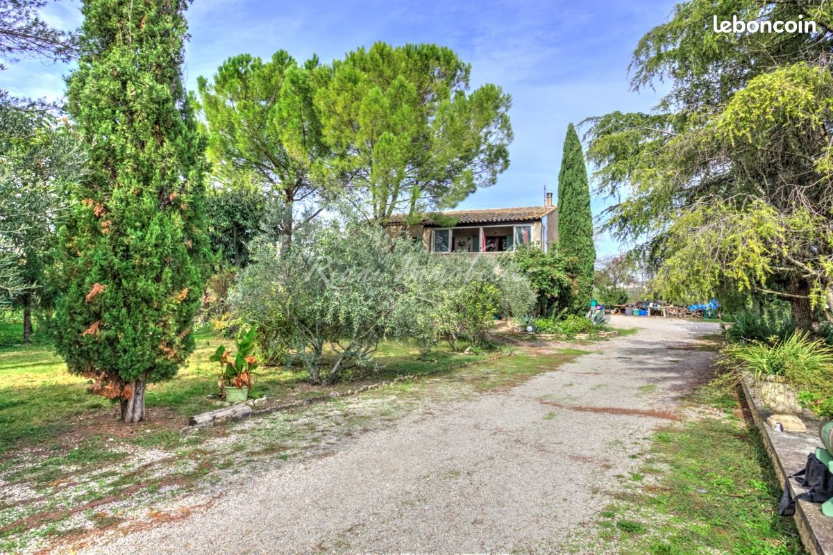 Maison 4 pièces 100 m² · à Cabrières-d'Avignon · 100 m² · 530 000 €