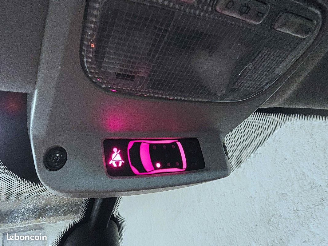 PEUGEOT 3008 I Phase 2 130ch Style BVM6 garantie 12mois (image 15)