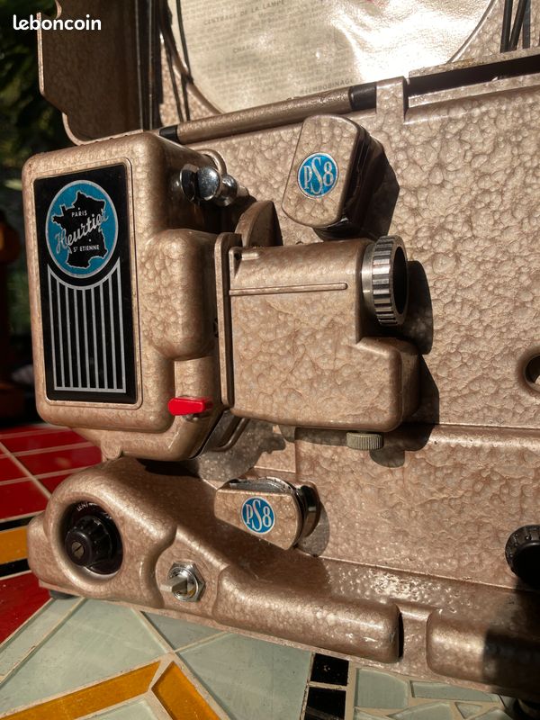 Les projecteurs Super 8 Heurtier - Numériser Cassette