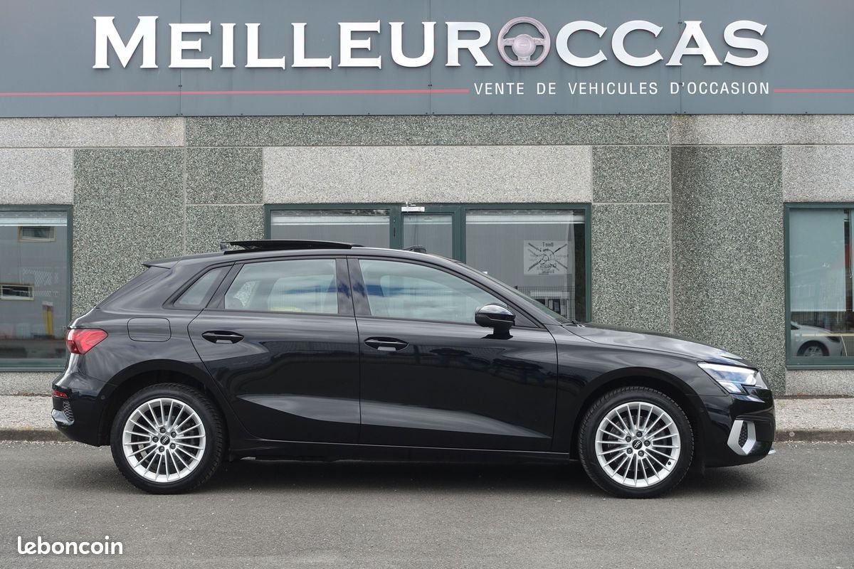 A3 Sportback 40 Tfsi e S-Tronic 204ch Hybride Rechargeable Virtual cockpit/Toit ouvrant/Sièges sport Chauffant/Grd Gps europe/Caméra/Full LED/Carplay/1*Main/Garantie 12 mois (image 4)