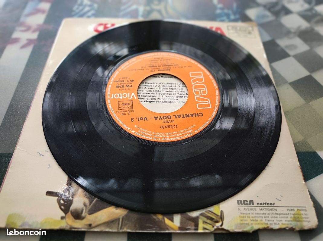 Chante avec chantal goya volume 3. Becassine / les malheurs de sophie / ami, viens chanter avec nous monsieur petrole. + disque de 45 tours (image 4)