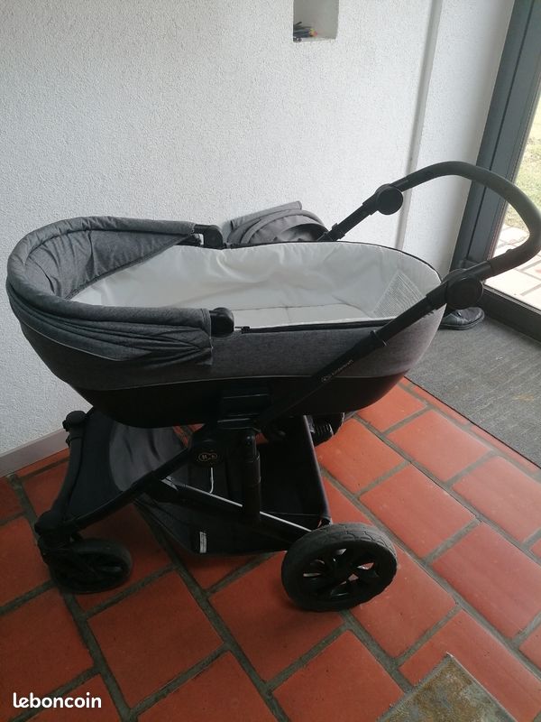 Poussette 3 en 1 Kinderkraft Moov - complète - bon état (image 11)
