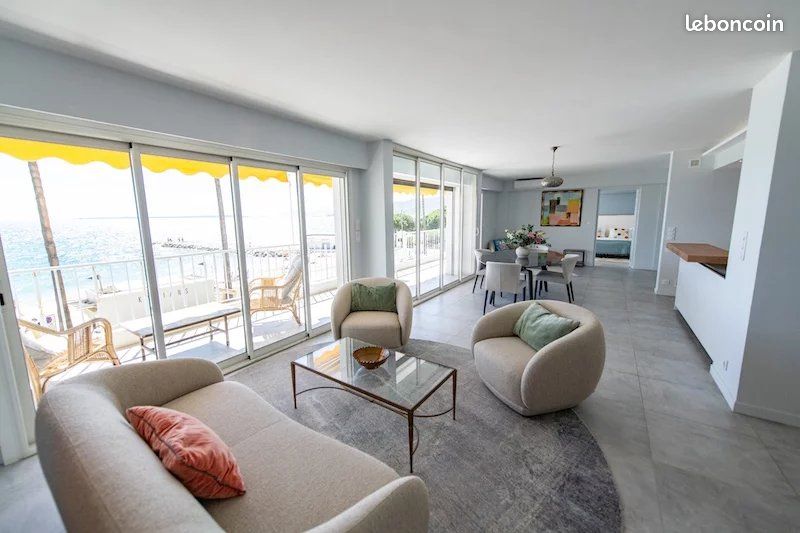 Appartement 5 pièces 152 m² · à Antibes · 152 m² · 1 900 000 €