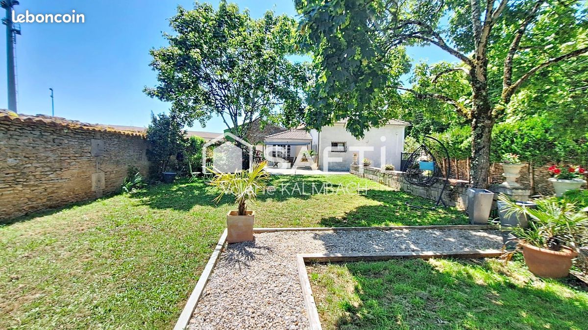 Maison 4 pièces 111 m² · à Val-de-Cognac · 111 m² · 195 000 €
