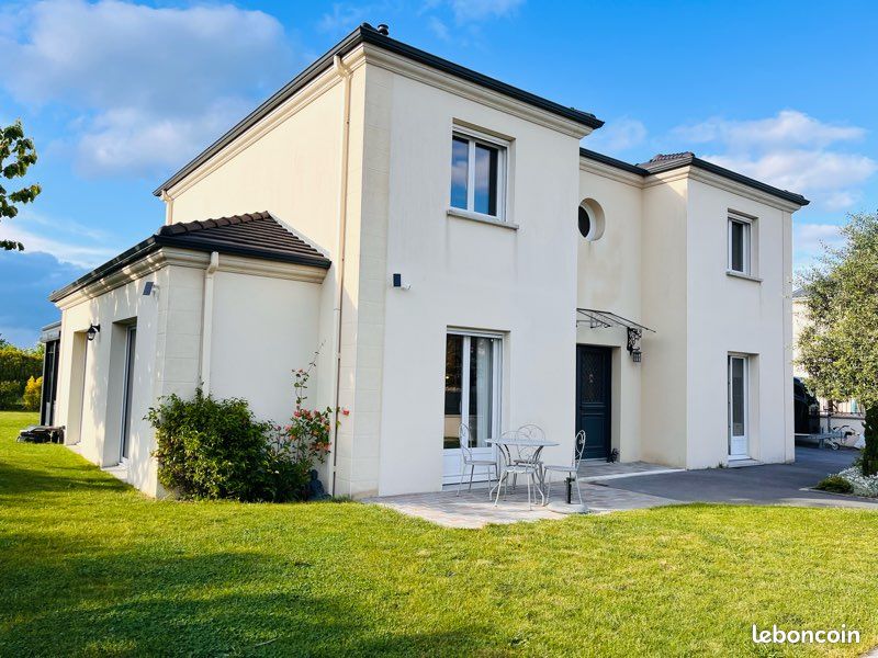 Maison 5 pièces 170 m² · à Caurel · 170 m² · 539 000 €