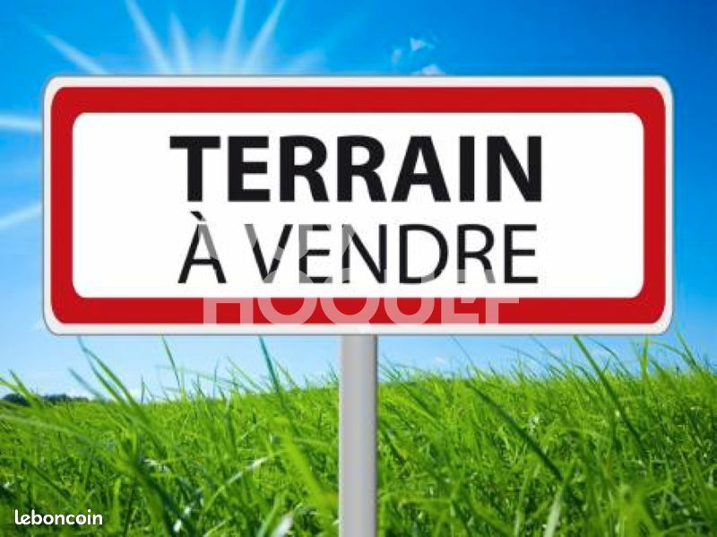 Terrain 8555 m² · à Fontenay-Trésigny · 8 555 m² · 140 000 €