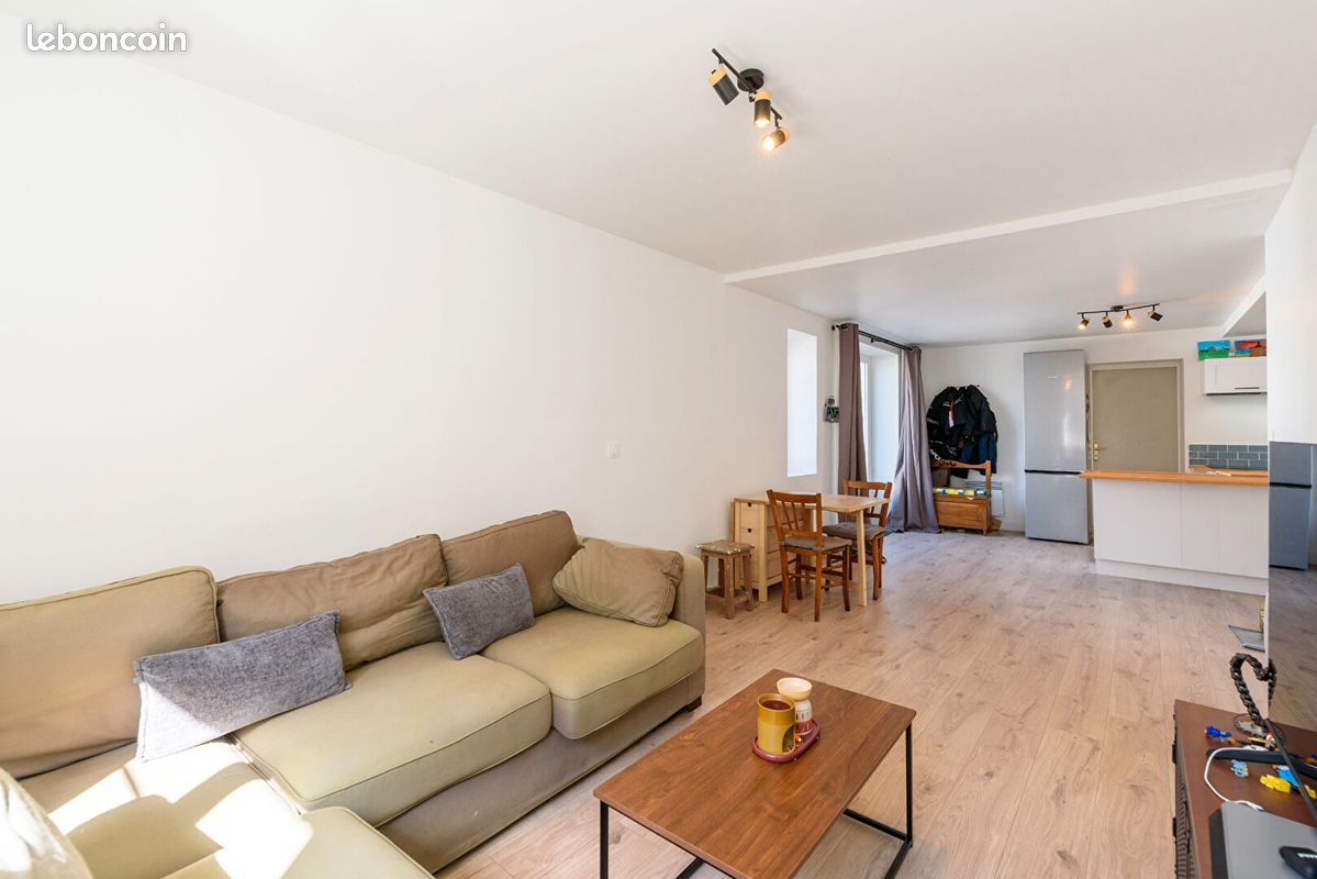 Maison 5 pièces 131 m² (image 1)