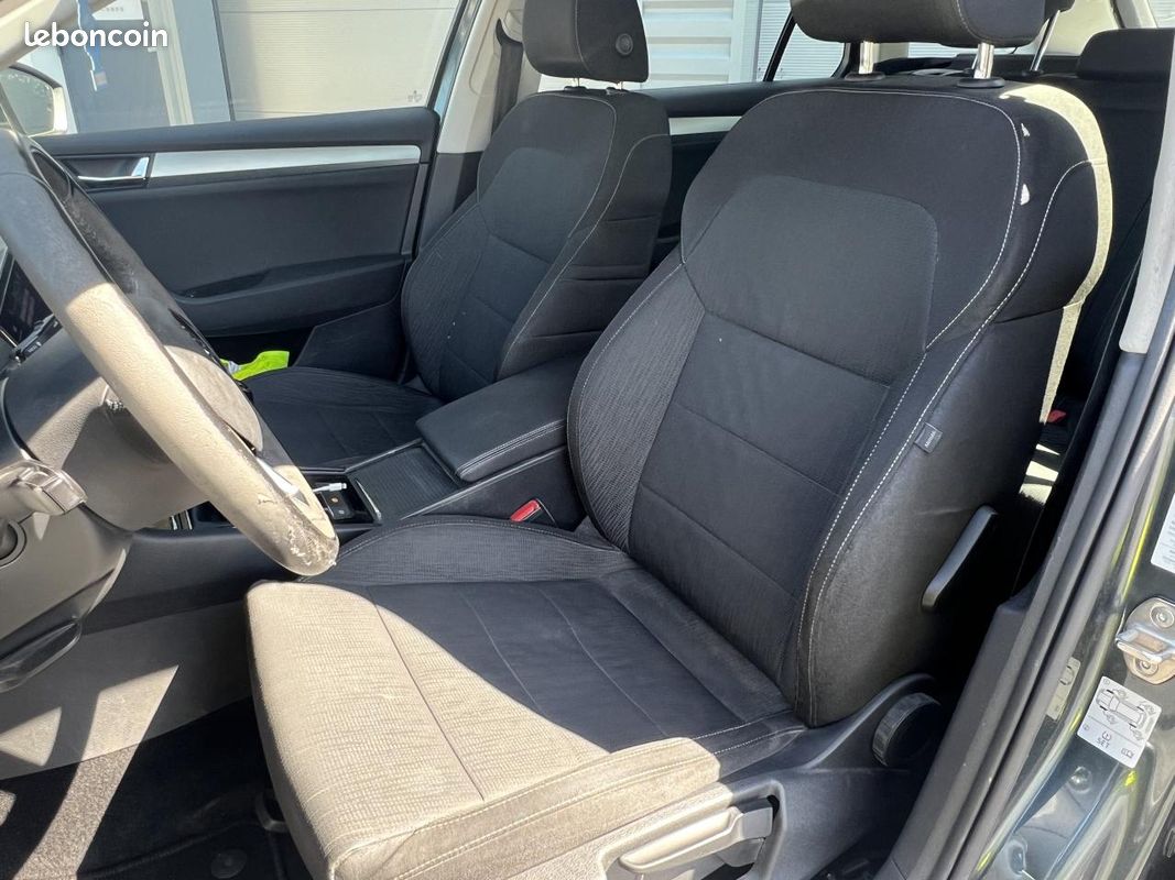 SKODA SUPERB Combi 1.4 TSI ACT - 150 (image 10)