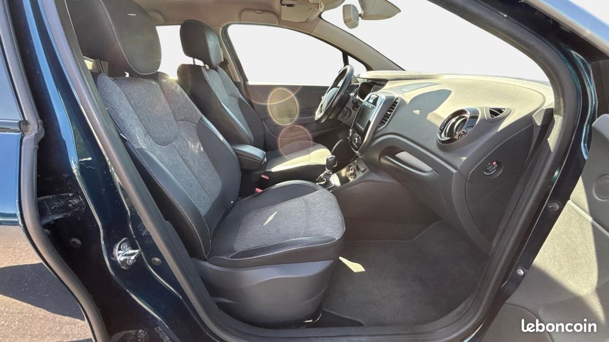 Renault Captur TCe 150 FAP EDC Intens (image 14)