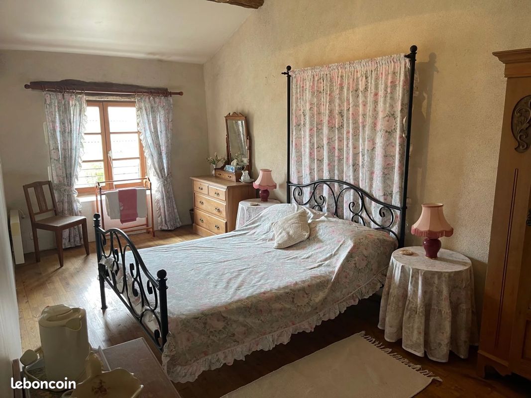 Maison 8 pièces 225 m² - Verdille 16140 (image principale 19)