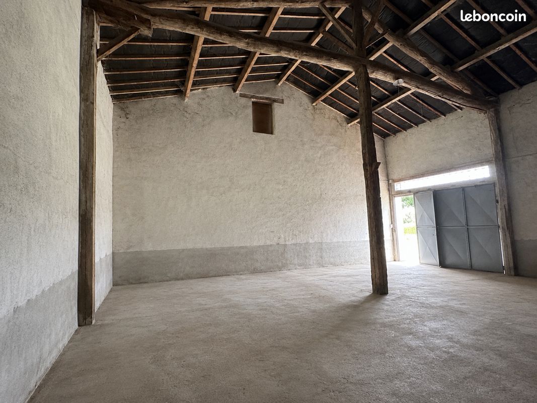 Maison 1 pièce 100 m² · à Lezoux · 100 m² · 135 000 €