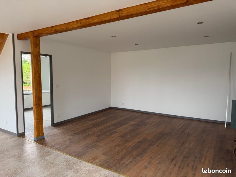 Appartement 4 pièces 105 m² · à Montluçon · 105 m² · 780 €/mois