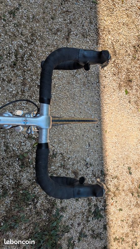 Vélo Peugeot Route Campagnolo vitesse au guidon (image 9)