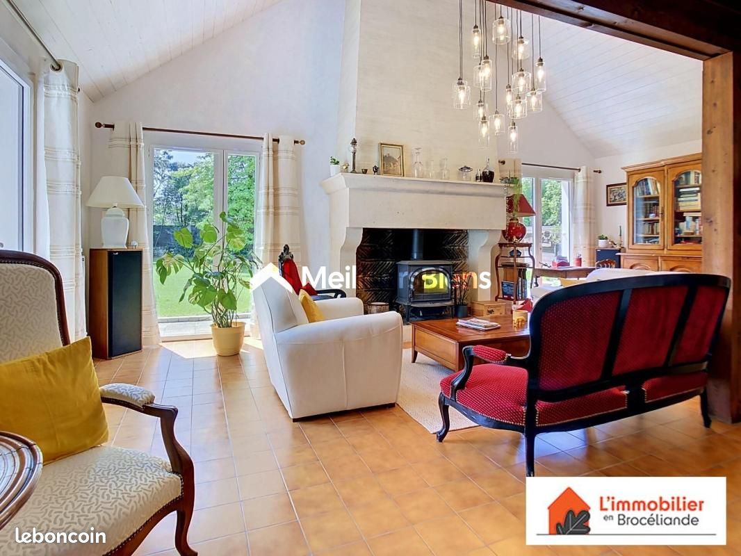 Maison 6 pièces 166 m² · à Plélan-le-Grand · 166 m² · 325 000 €