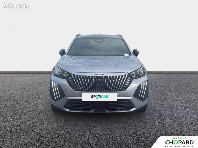 Peugeot 2008 Hybrid 145 e-DCS6 Allure (image 4)