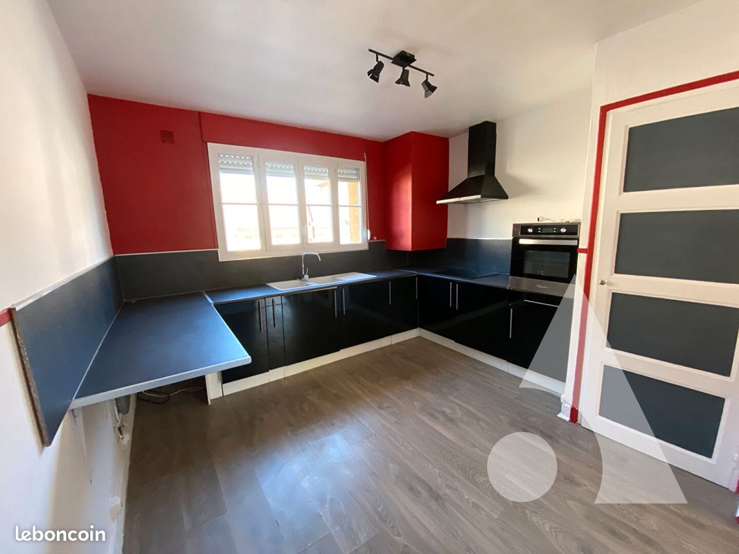 Appartement 3 pièces 73 m² · à La Chapelle-Saint-Luc · 73 m² · 92 600 €